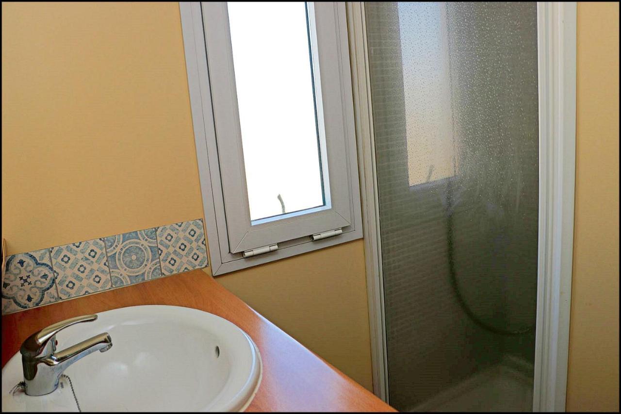 Bungalow Con Piscina Privada Conil De La Frontera Exteriör bild